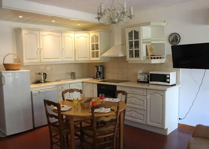 T2 Avec Terrasse Et Parking A 400 M Du Port - 4rs207 * Saint-Cyprien (Pyrenees-Orientales)